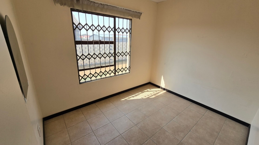 3 Bedroom Property for Sale in Mandela View Free State